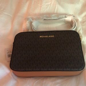 Michael Kors Crossbody